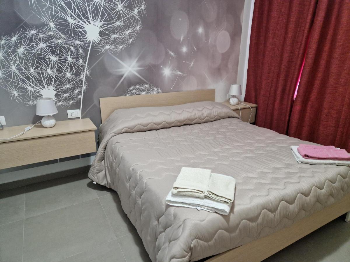 Апартаменты Nina'S House 1 A 300 Metri Dal Mare Santa Caterina Dello Ionio Marina Экстерьер фото
